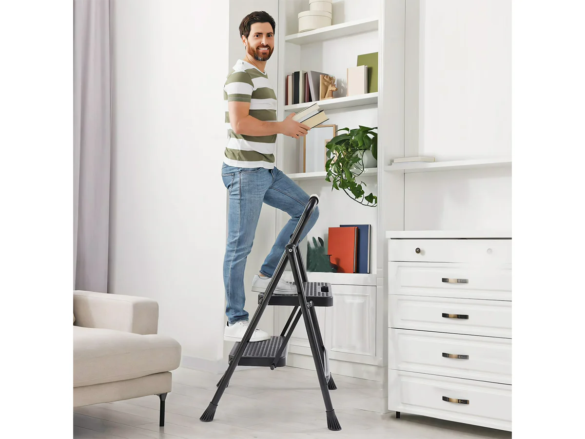 Folding Step Ladder - Image 8