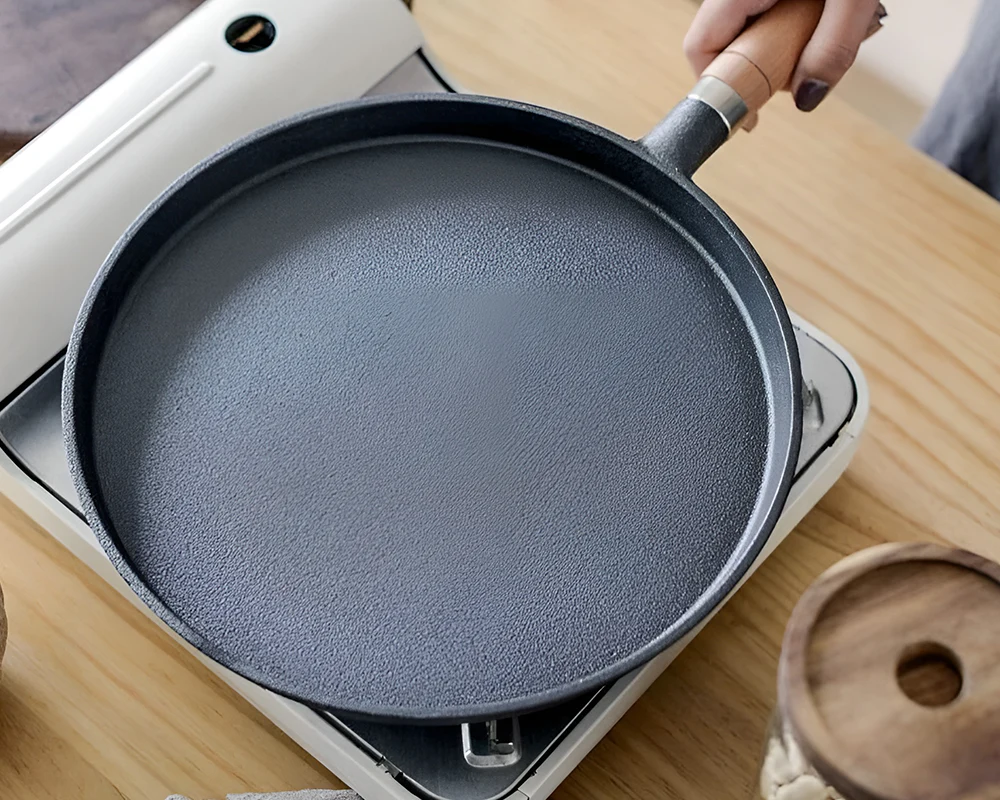 Cast Iron Non-stick Frying Pan - Image 8