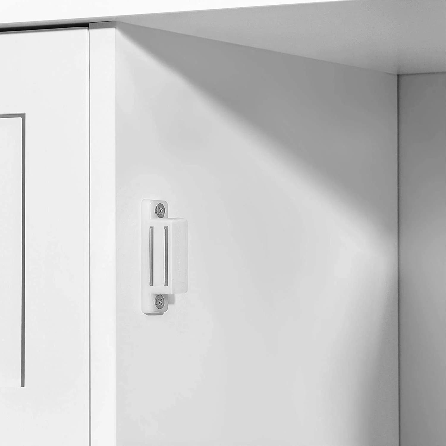Bathroom Cabinet - Image 7